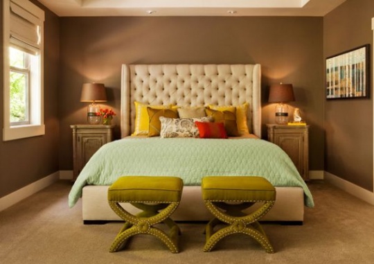  مدل کاناپه و مبلمان راحتی برای چیدمان در اتاق خواب